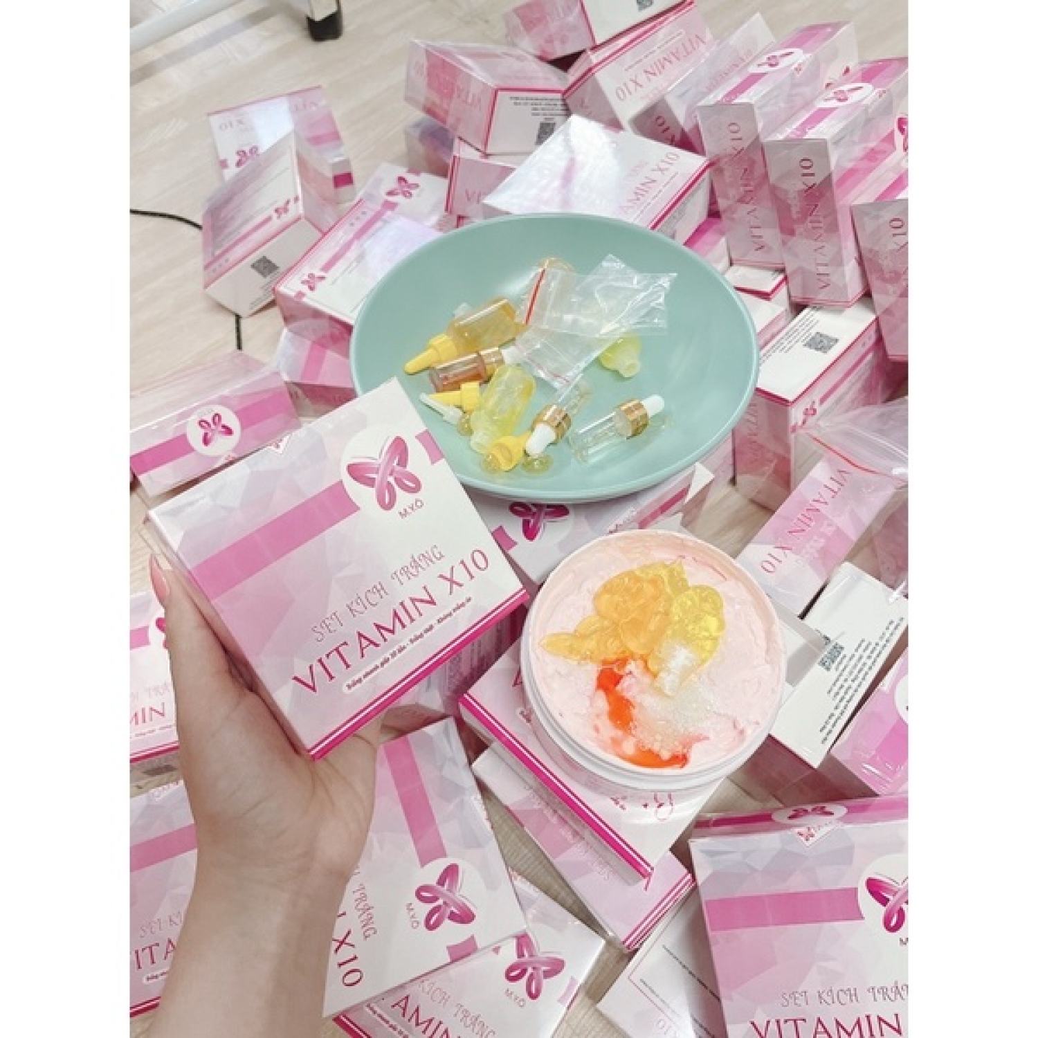 SET KÍCH TRẮNG VITAMIN X10 MYÔ ( Kích trắng mạnh gấp 10 lần )