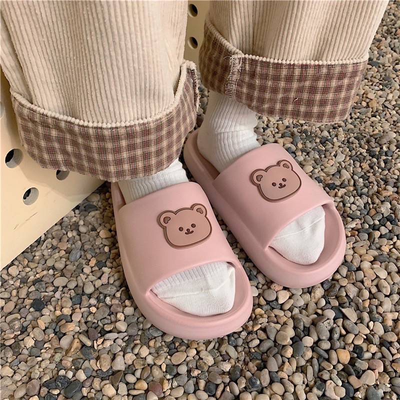 Dép đế bánh mì hình gấu sieu cute