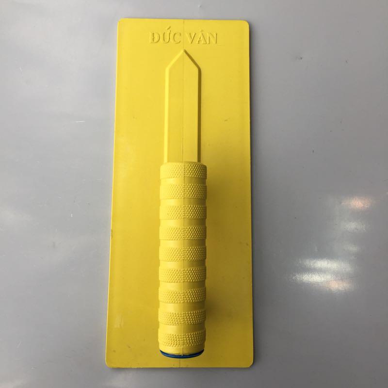 Bàn xoa nhựa vàng