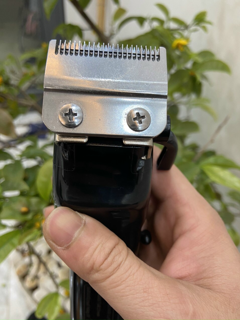 Tông đơ cắt tóc lưỡi kép POP F68