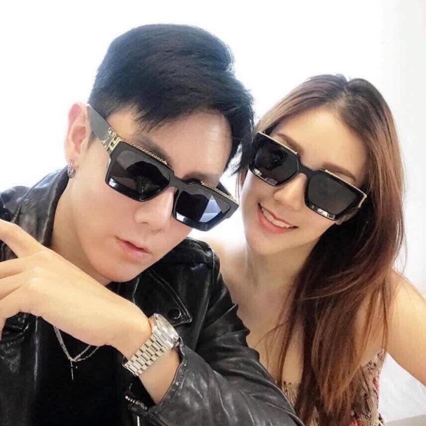 Kính Hot Hit Đẳng Cấp Gọng Lớn Thời Trang Unisex - Màu Đen - Bự Store - Louis