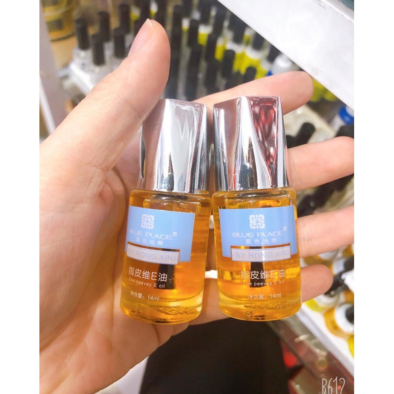 Dầu tháo móng úp nail, nước tháo móng bột siêu nhanh