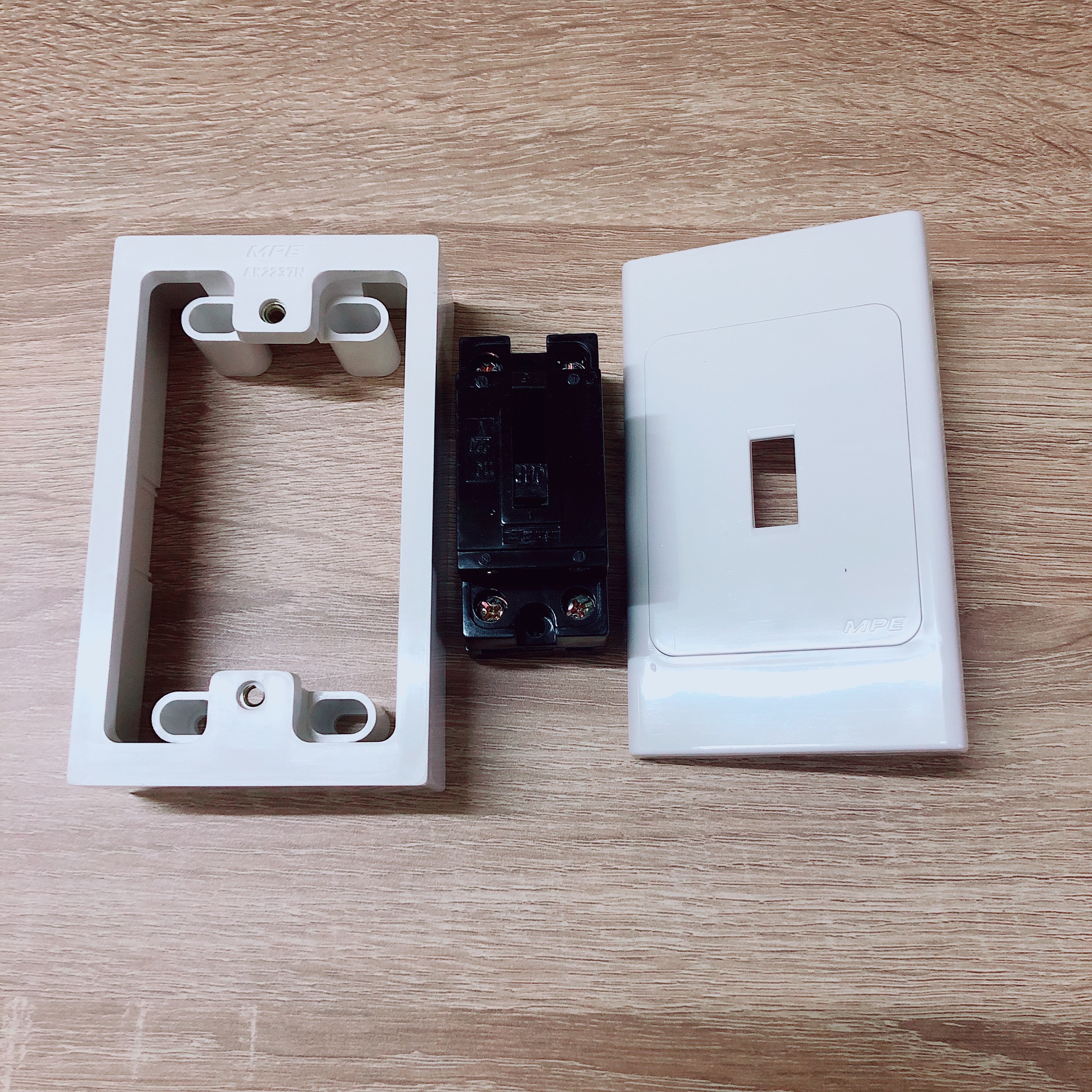 [HCM]Combo CB cóc +mặt+ đế nổi MPE