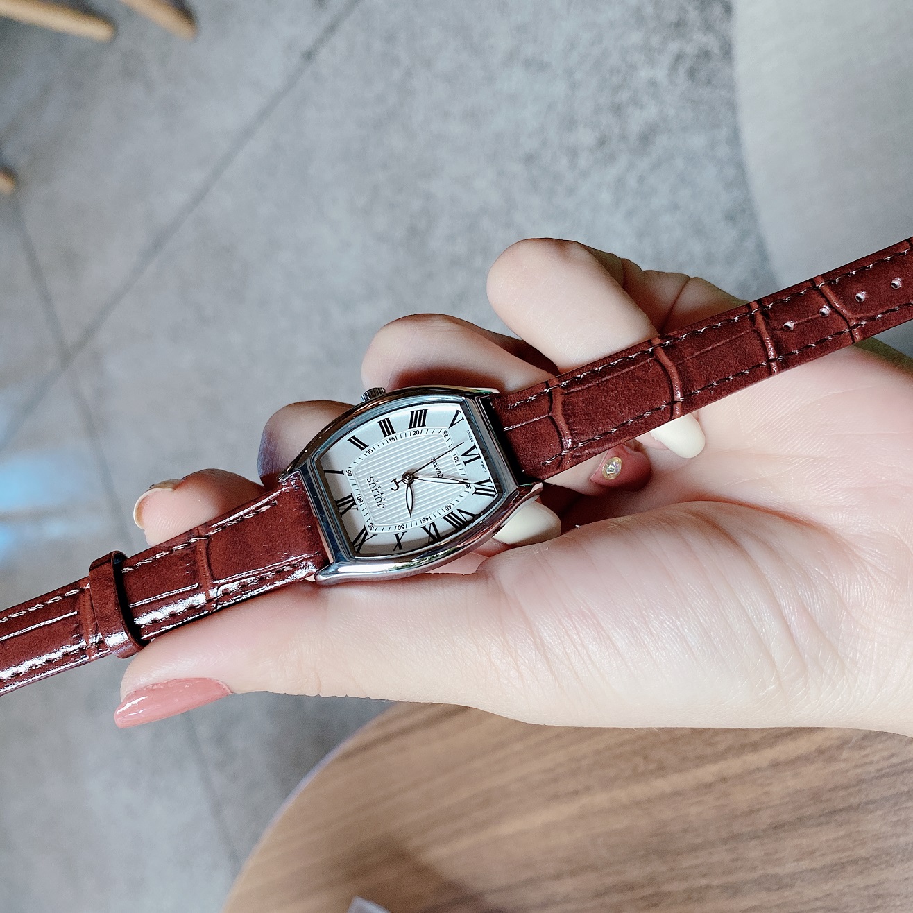 Đồng hồ nữ Julius Hàn Quốc JA-703 cổ điển dây da