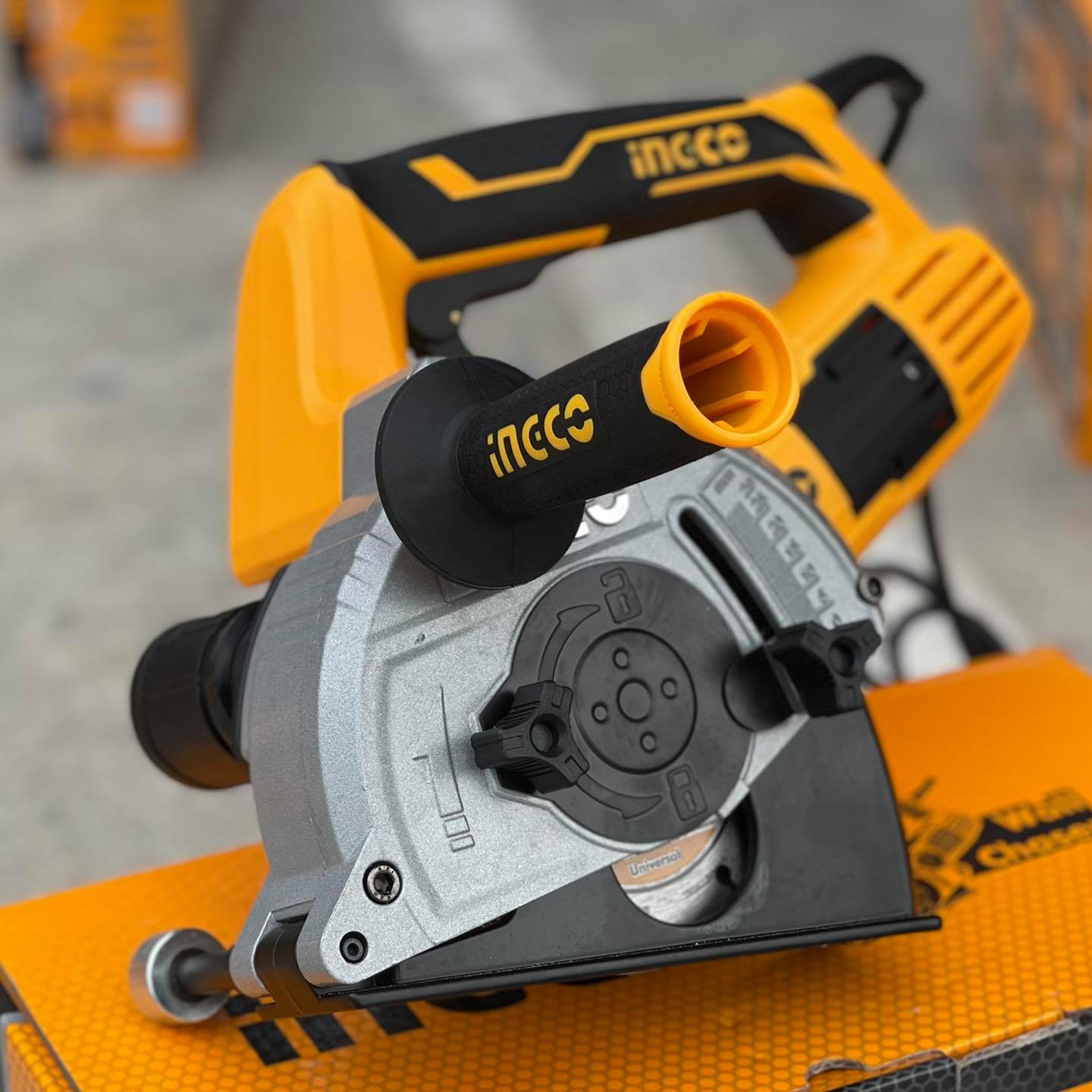 [HCM]Máy cắt rãnh tường 1500W Ingco WLC15008