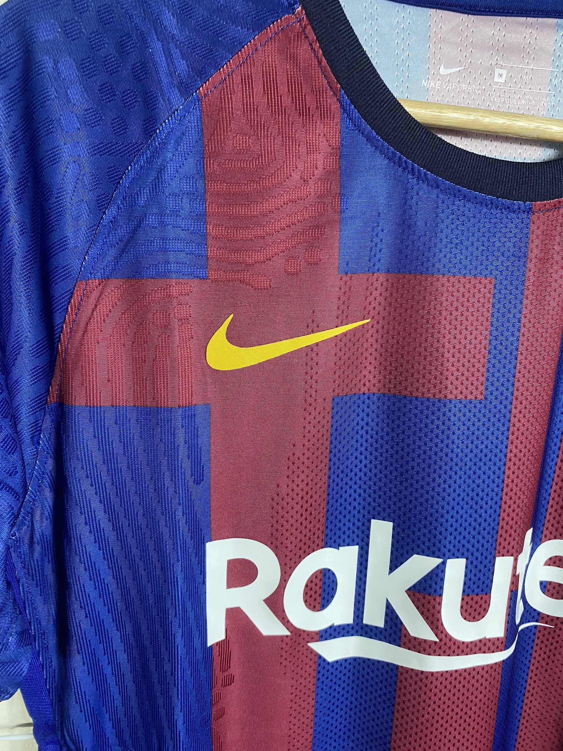 ÁO PLAYER CLB BARCELONA