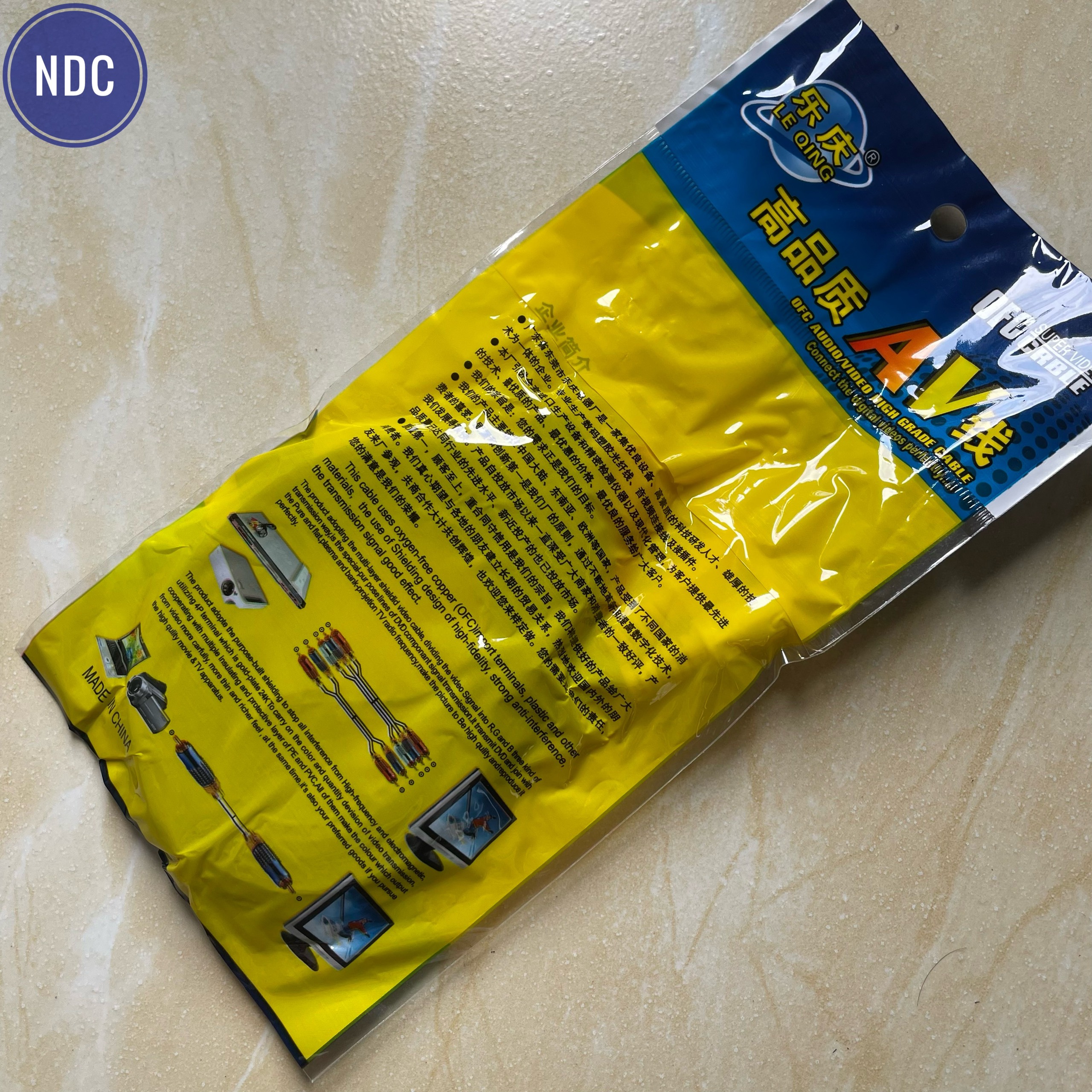Cáp AV 3.5 ra 3 đầu bông sen (Cáp 3.5mm loại 1, cáp to)