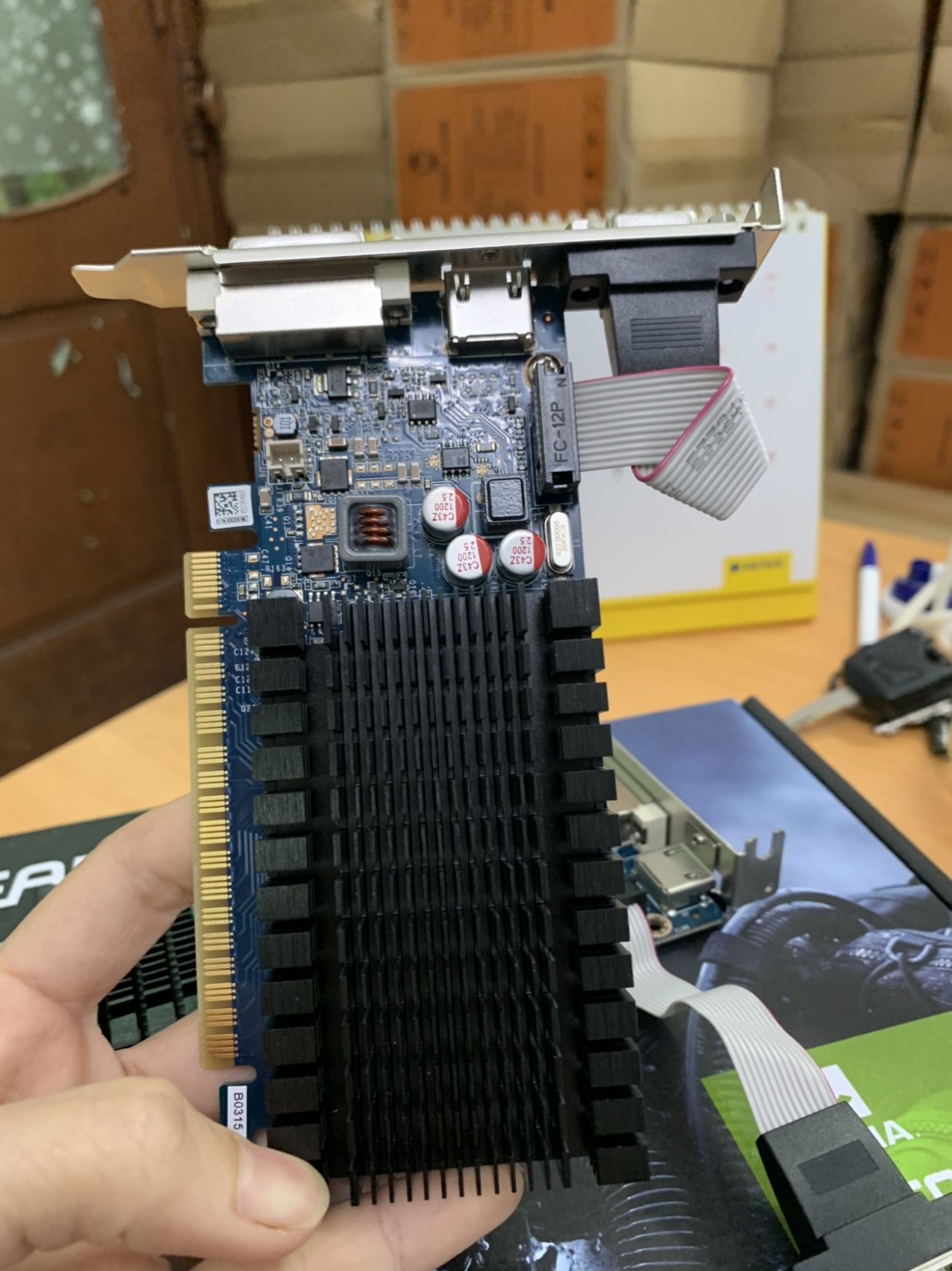 Card màn hình  GT 710-2GB