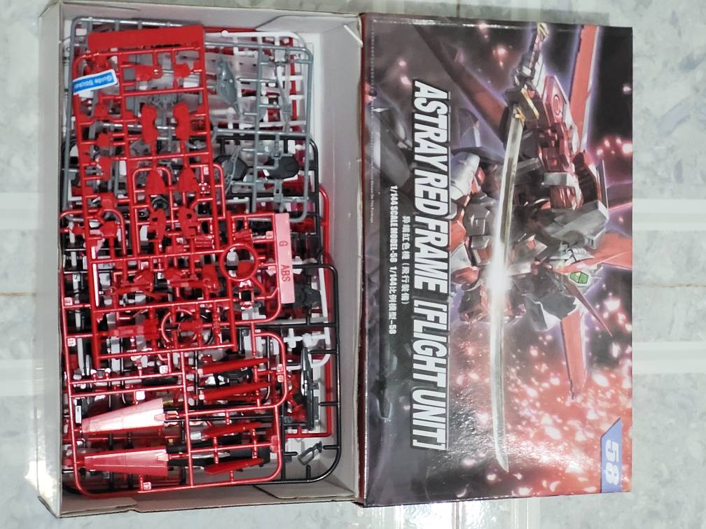 Mô hình lắp ráp Gundam HG Astray Red Frame Flight Unit ( Tặng base)
