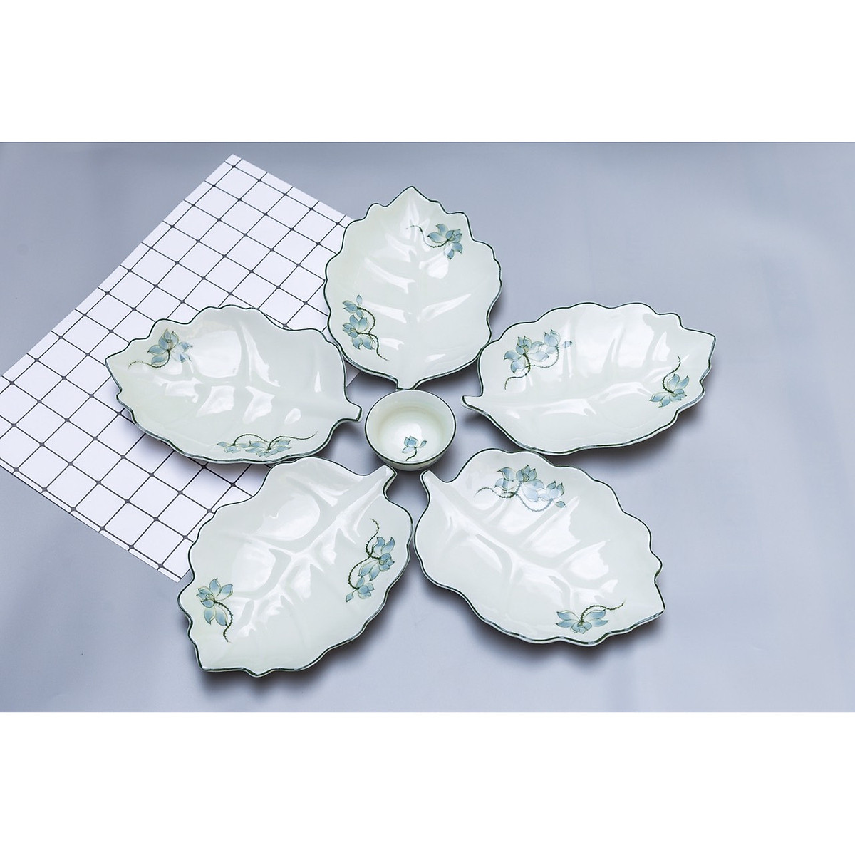 Set 5 đĩa lá siêu xinh Bát Tràng