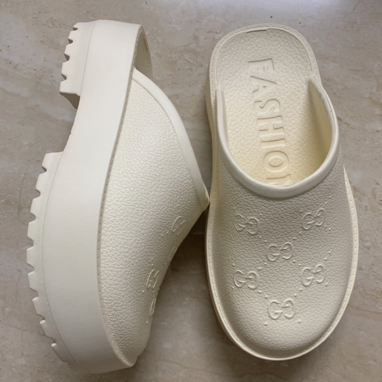 Dép sục đế cao 5cm êm châm phối đồ cực xinh