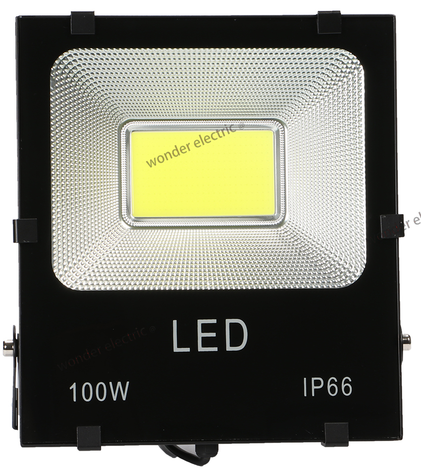 Đèn Pha LED 100W Siêu dày ánh sáng trắng