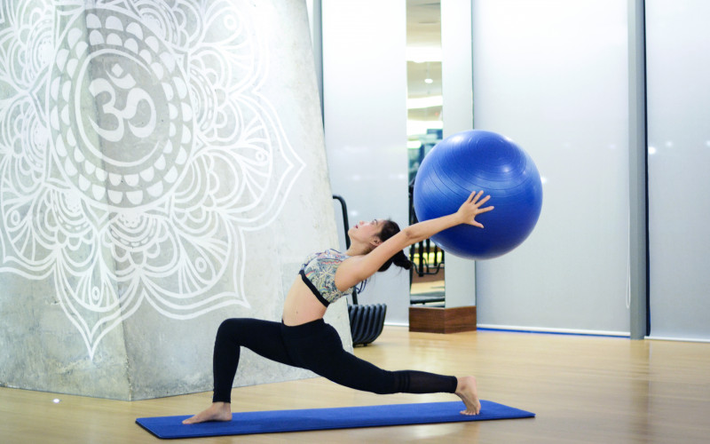 [HÀNG XỊN - CHẤT LIỆU TỐT AN TOÀN] Bóng tập Yoga cao cấp 75cm chính hãng miDoctor + Tặng bơm bóng Mini