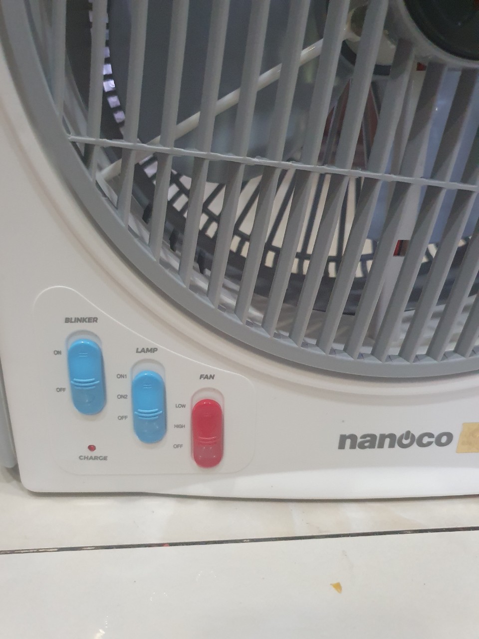 Quạt hộp sạc đèn led Nanoco NRF1277