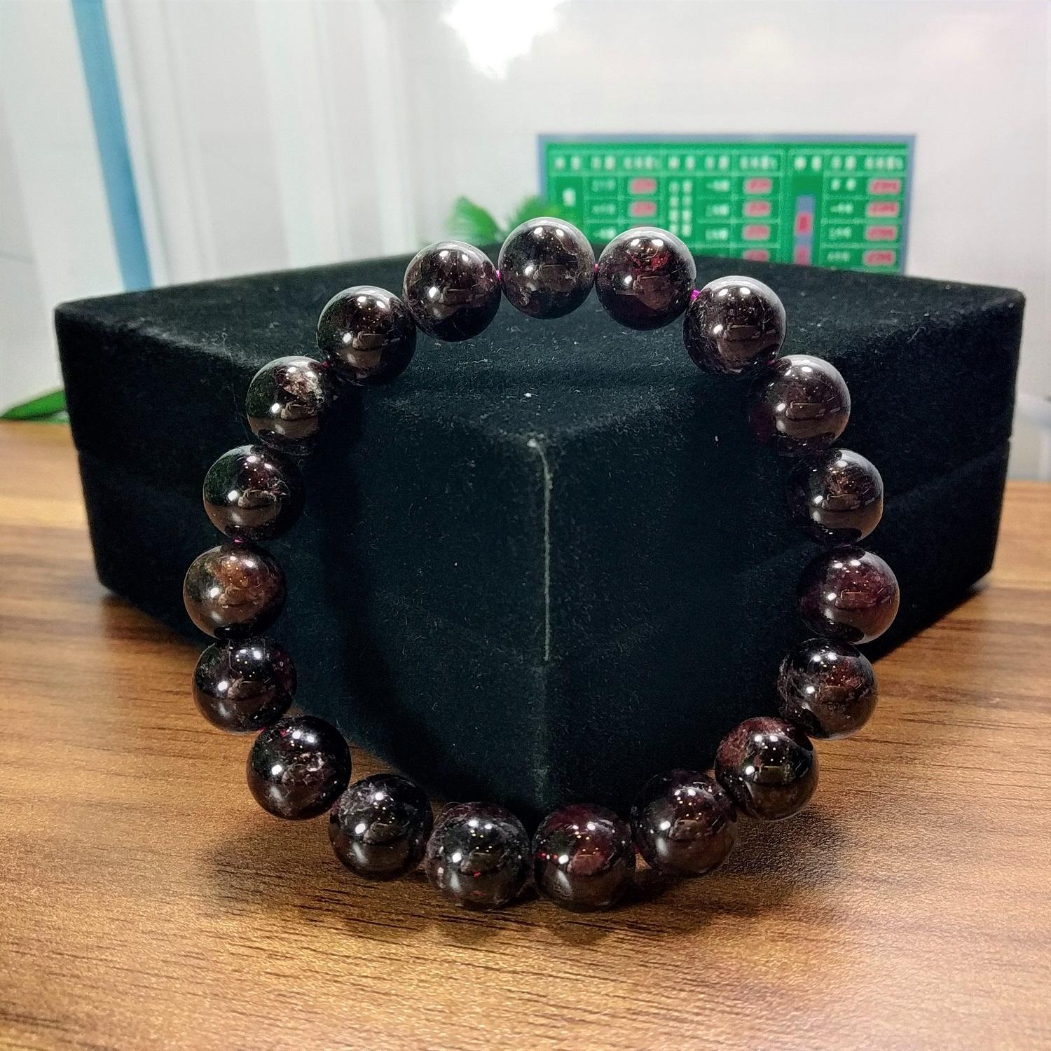 Vòng phong thủy, vòng đá garnet 10li
