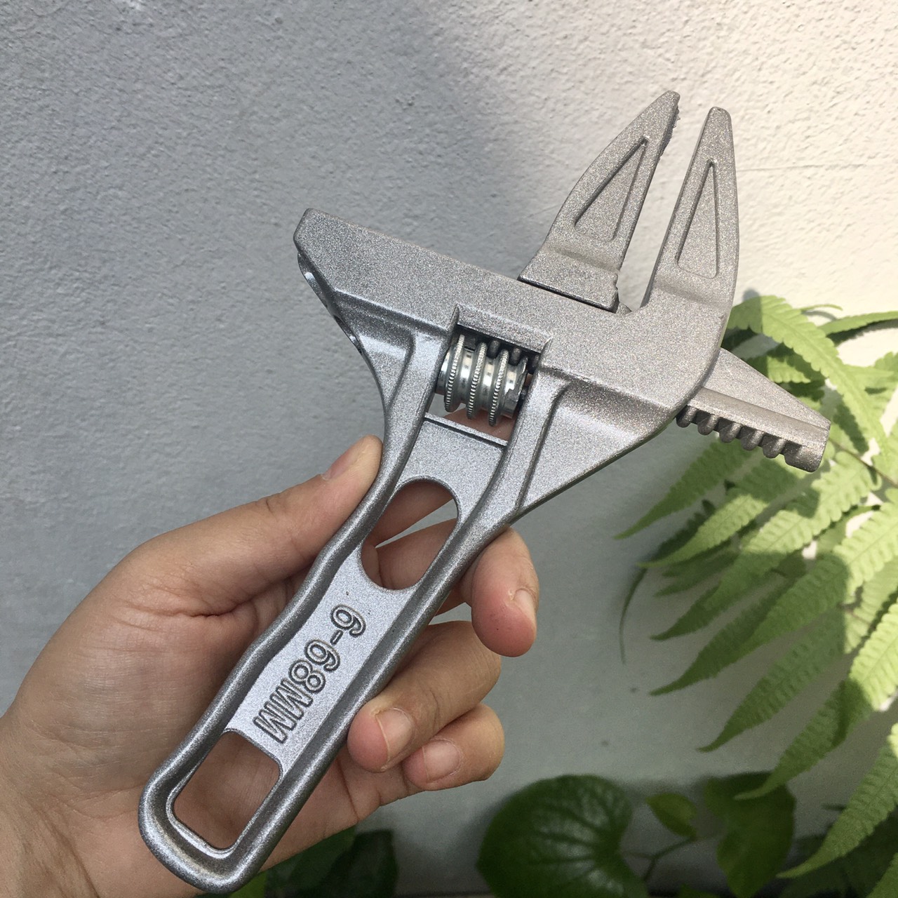 Cờ lê đa chức năng, cờ lê vặn téc nước, cờ lê phòng tắm