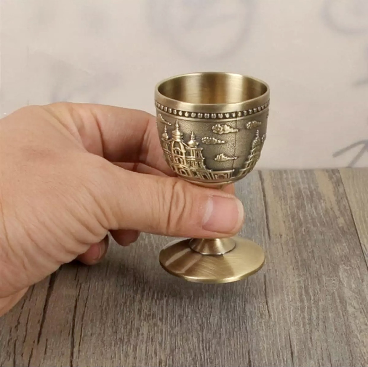 LY RƯỢU KIỂU CỔ ĐIỂN BẰNG ĐỒNG