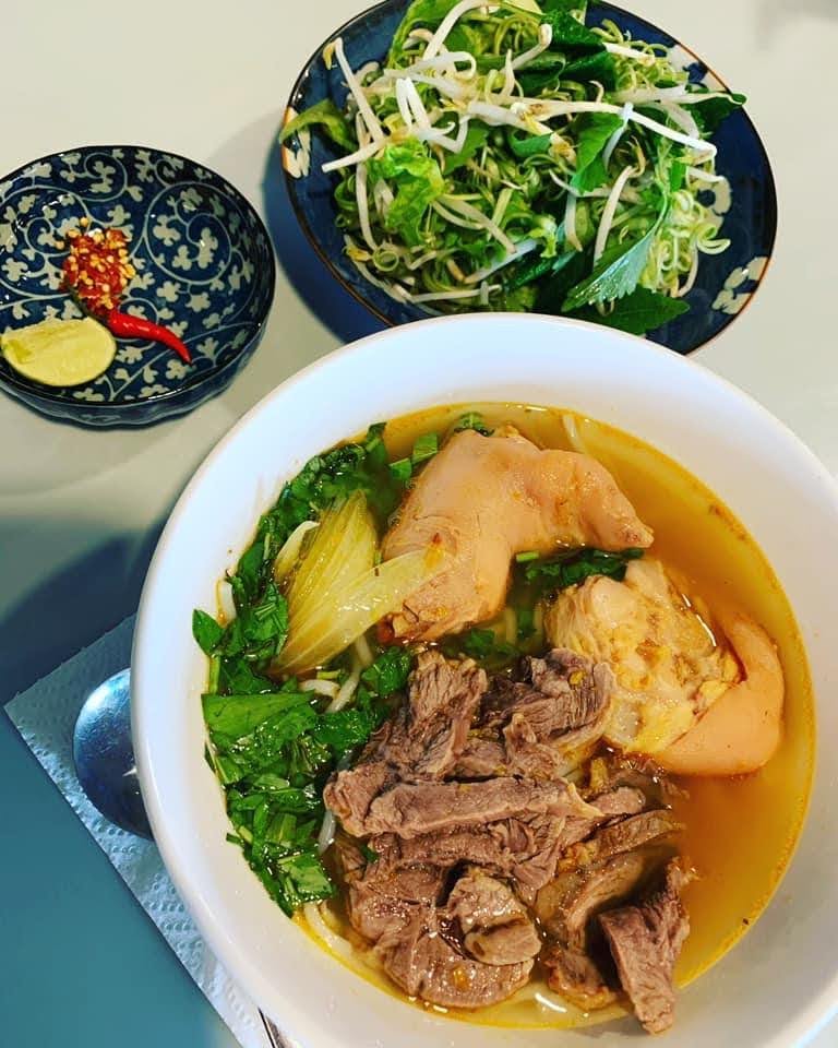 Nước cốt bún bò Huế Đỉnh Gia