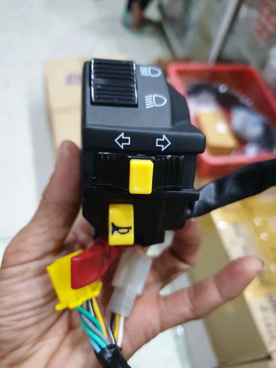 CÙM CÔNG TẮC VIVA suzuki