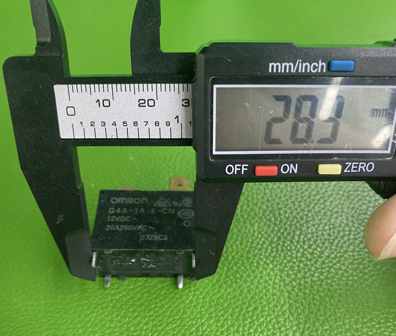 RELAY OMRON 12V THÁO MÁY