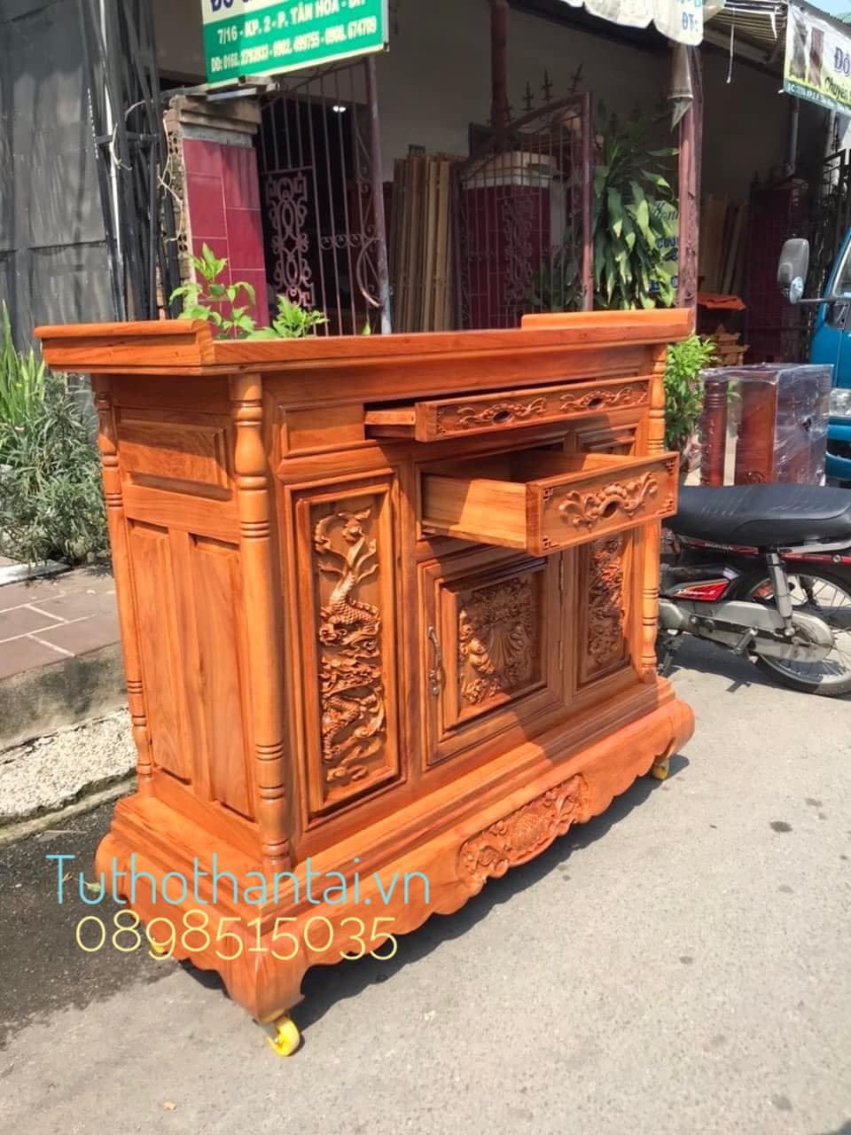 Tủ thờ gia tiên gỗ Gõ Đỏ 154cm. Hàng đặt cao cấp