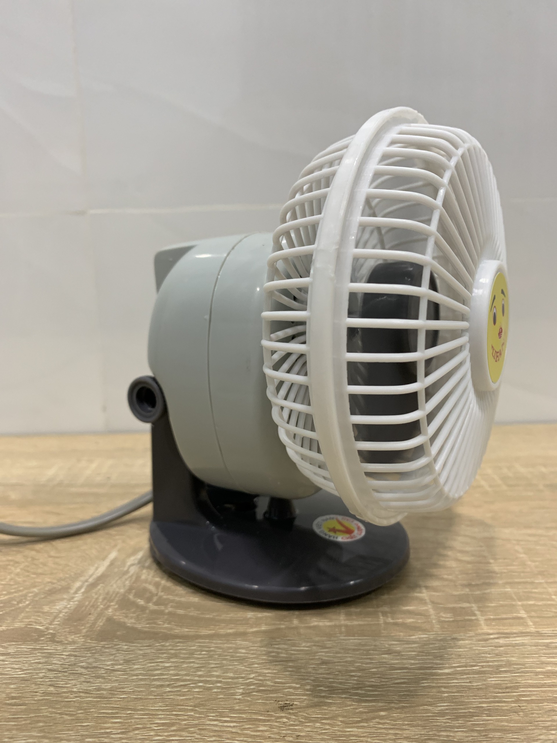 Quạt bàn mini Lifan GN4