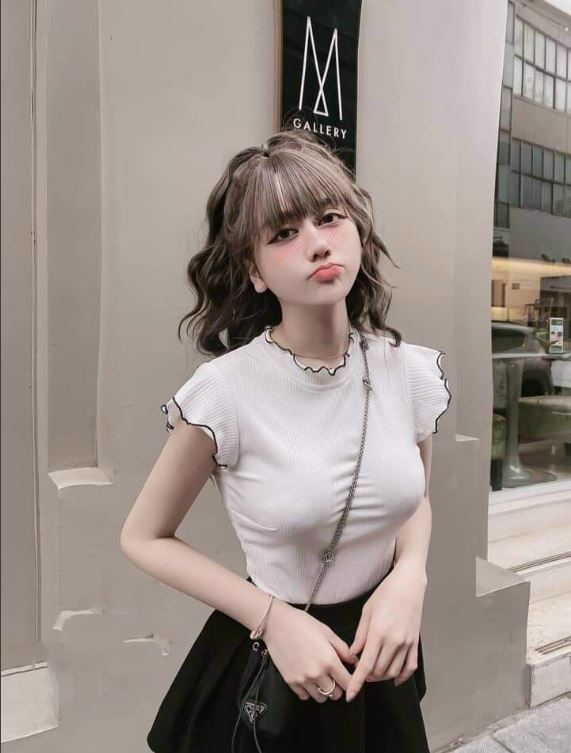 Áo Crop-Top cuốn biên