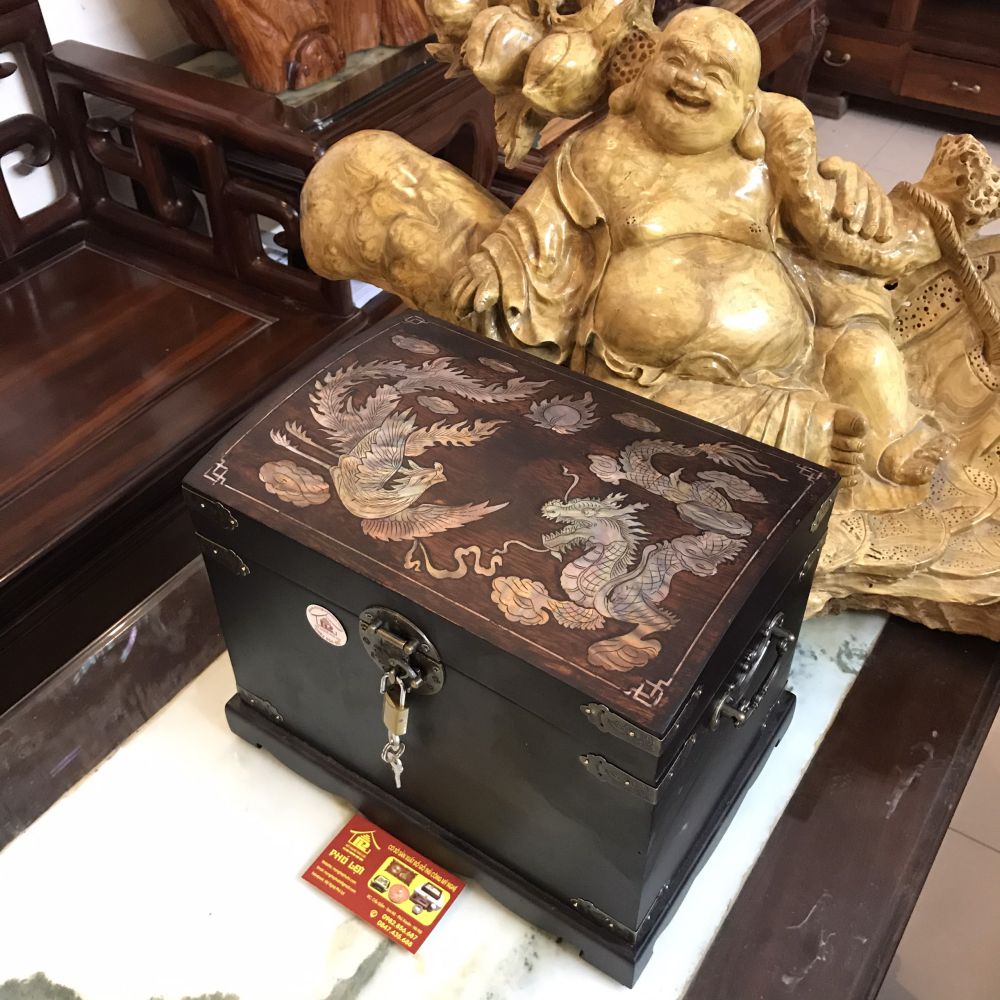 Hộp khảm trai rồng phượng, kiểu cổ,mặt cong