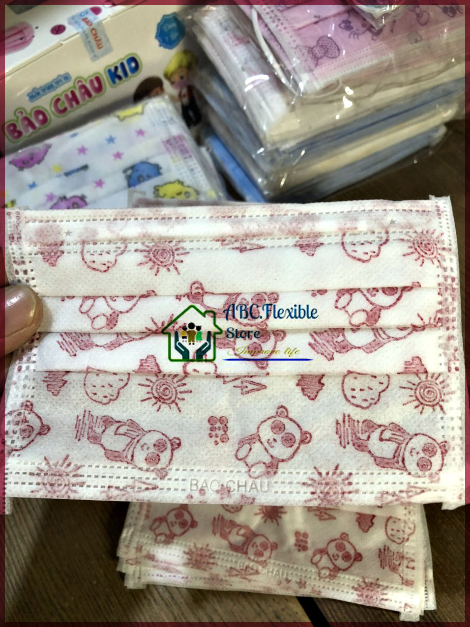 SIÊU HOT ( Khẩu trang trẻ em) 4 Hộp 50 chiếc khẩu trang trẻ em-Ami Kid ( 5 túi mỗi túi 10 cái)