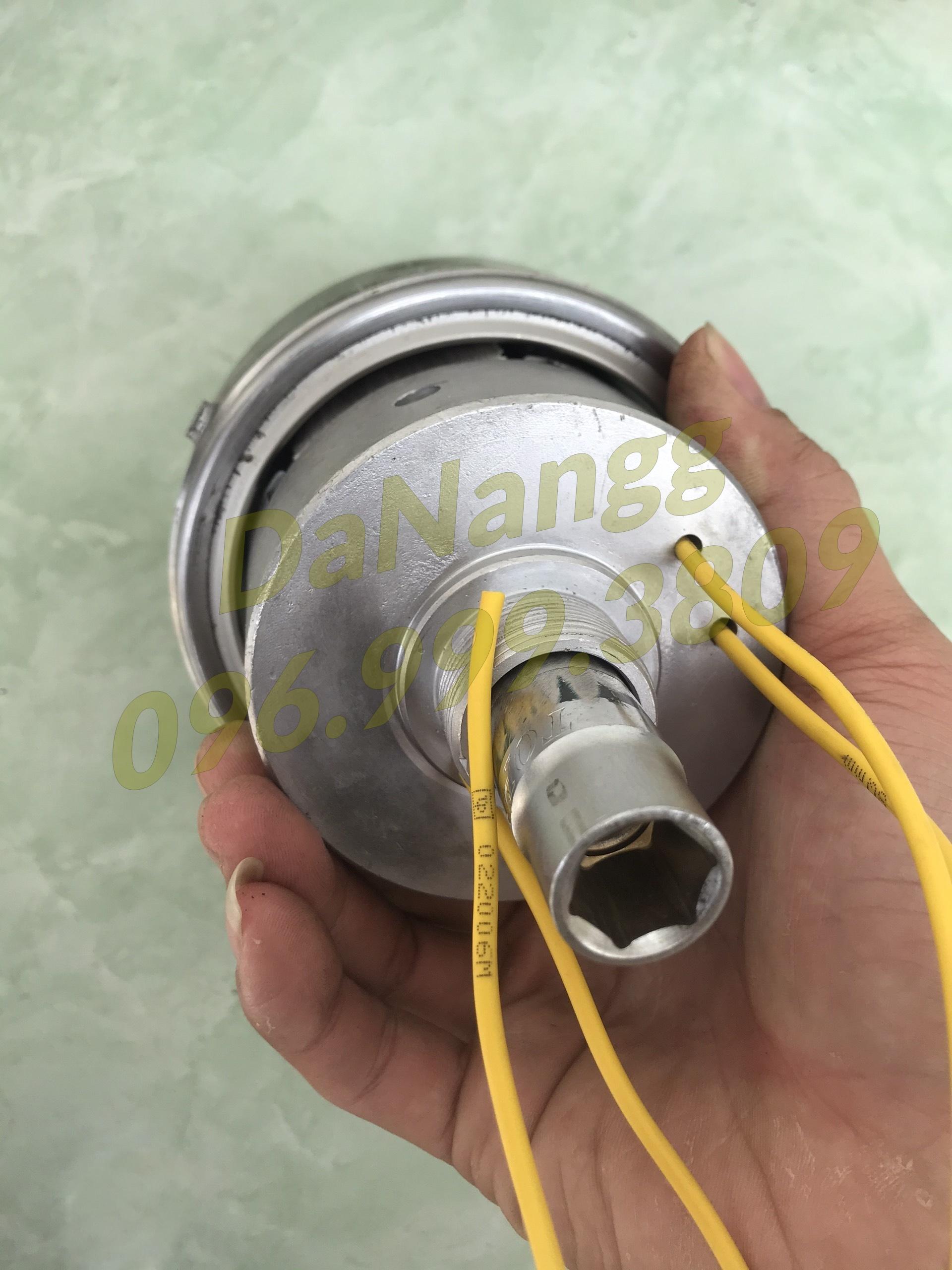 cuc phat dien gan xe may loi dong 220v