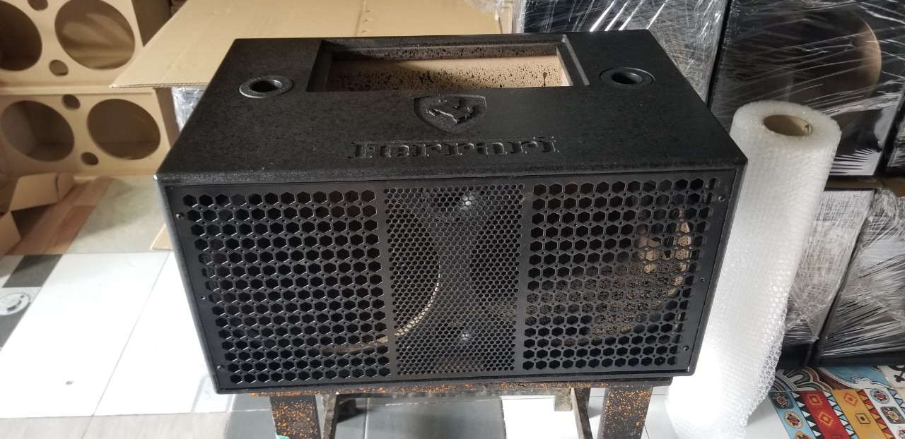 vỏ thùng loa 2 bass 30 đôi mạch 19x38 (lưới sắt)