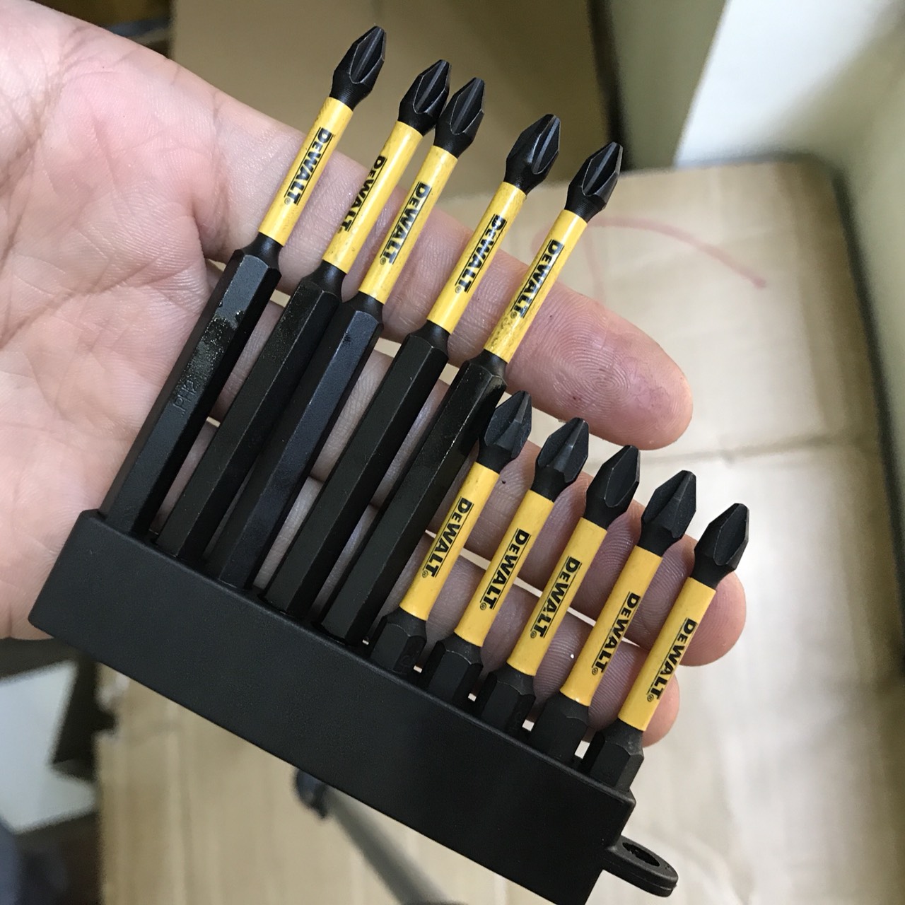 Bộ 10 Mũi vít Dewalt hàng Mỹ dài 9cm - 6cm