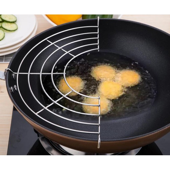 Vỉ gác chảo rán bằng inox