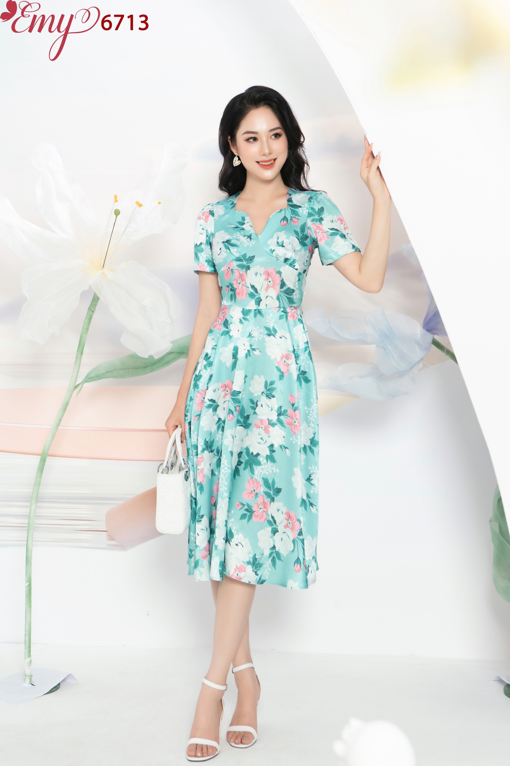 Đầm EMY EM6713  Xoè Nhún Cúp Ngực