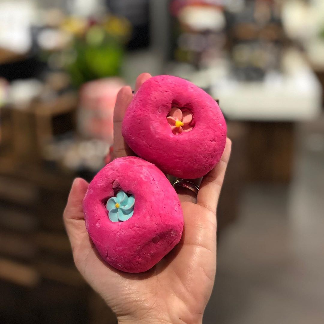 [HCM]Bánh tạo bọt tắm LUSH - Creamy Candy Bubble Bar