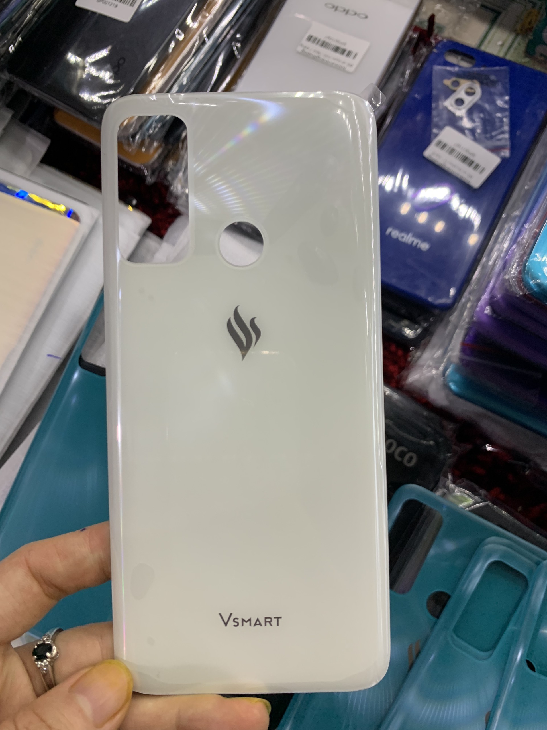miếng lưng sau nắp lưng sau điện thoại vsmart live 4