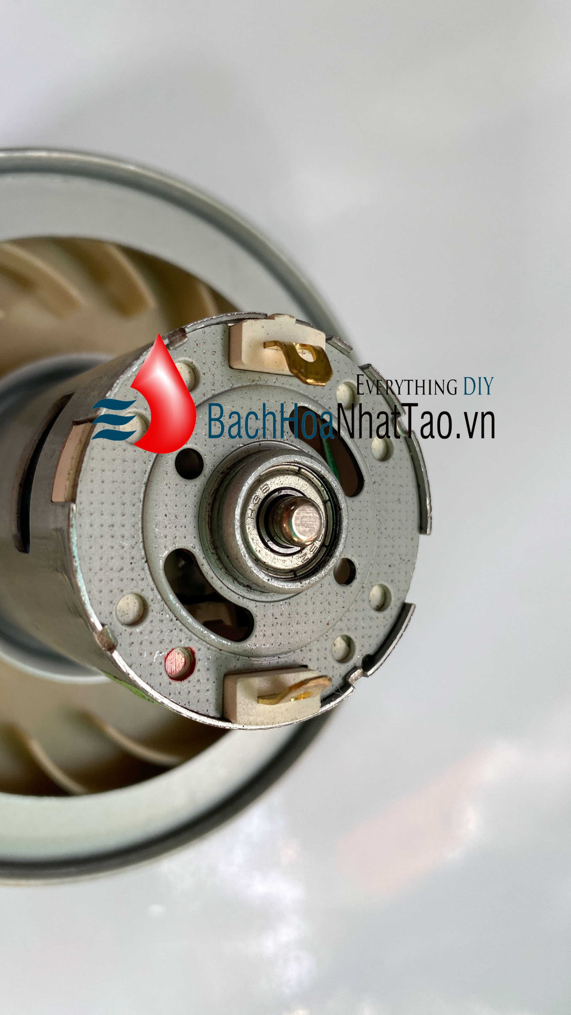 Motor máy hút bụi 18v 220w motor 755