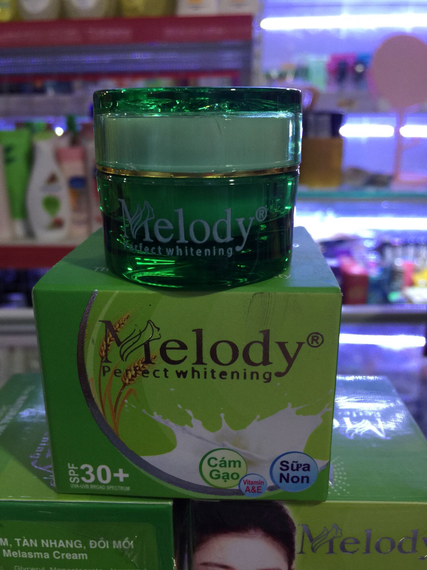 Kem melody nám tàn nhang đồi mồi 8g