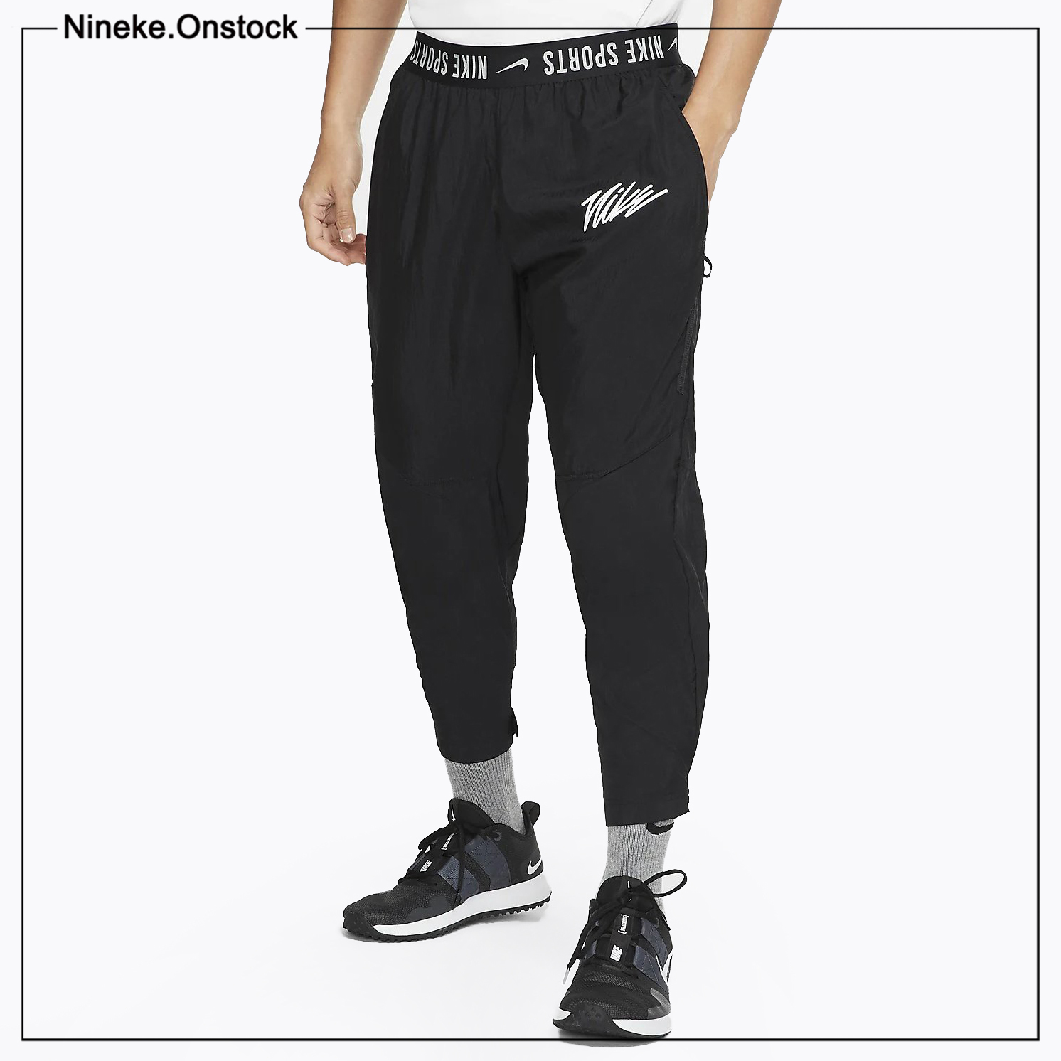 Amazon.com: Nike Dri-FIT Men's Tapered Training Pants (Large, Charcoal  Heather/Black) : Clothing, Shoes & Jewelry
