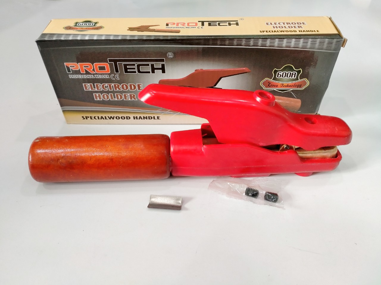 Kiềm hàn cán gỗ, kiềm hàn tay gỗ 600A Protech