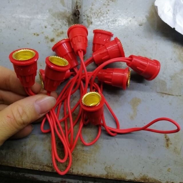 10 chiếc đui đèn cho bóng quả nhót