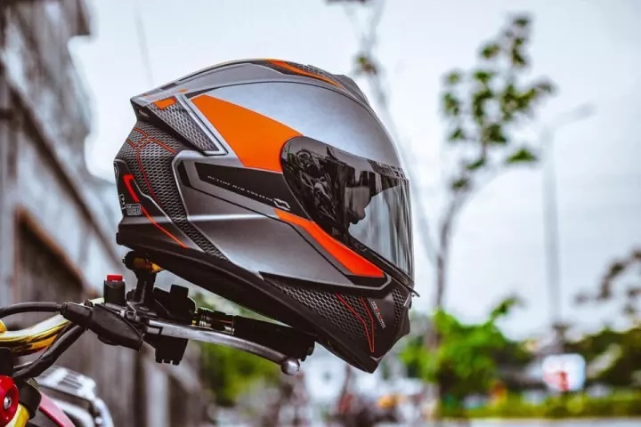 Mũ bảo hiểm fullface Yohe 977