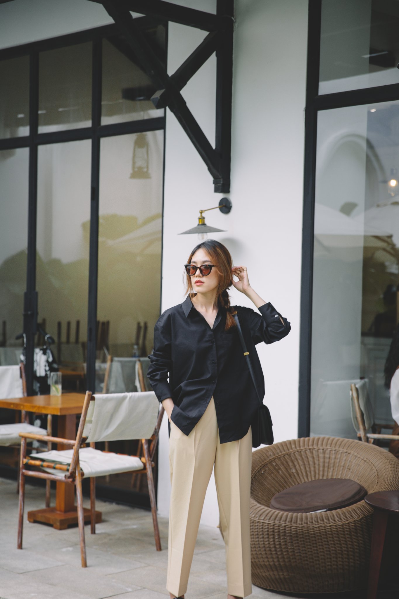 Chicka Chicka - Áo sơ mi Oversized basic shirt - Black