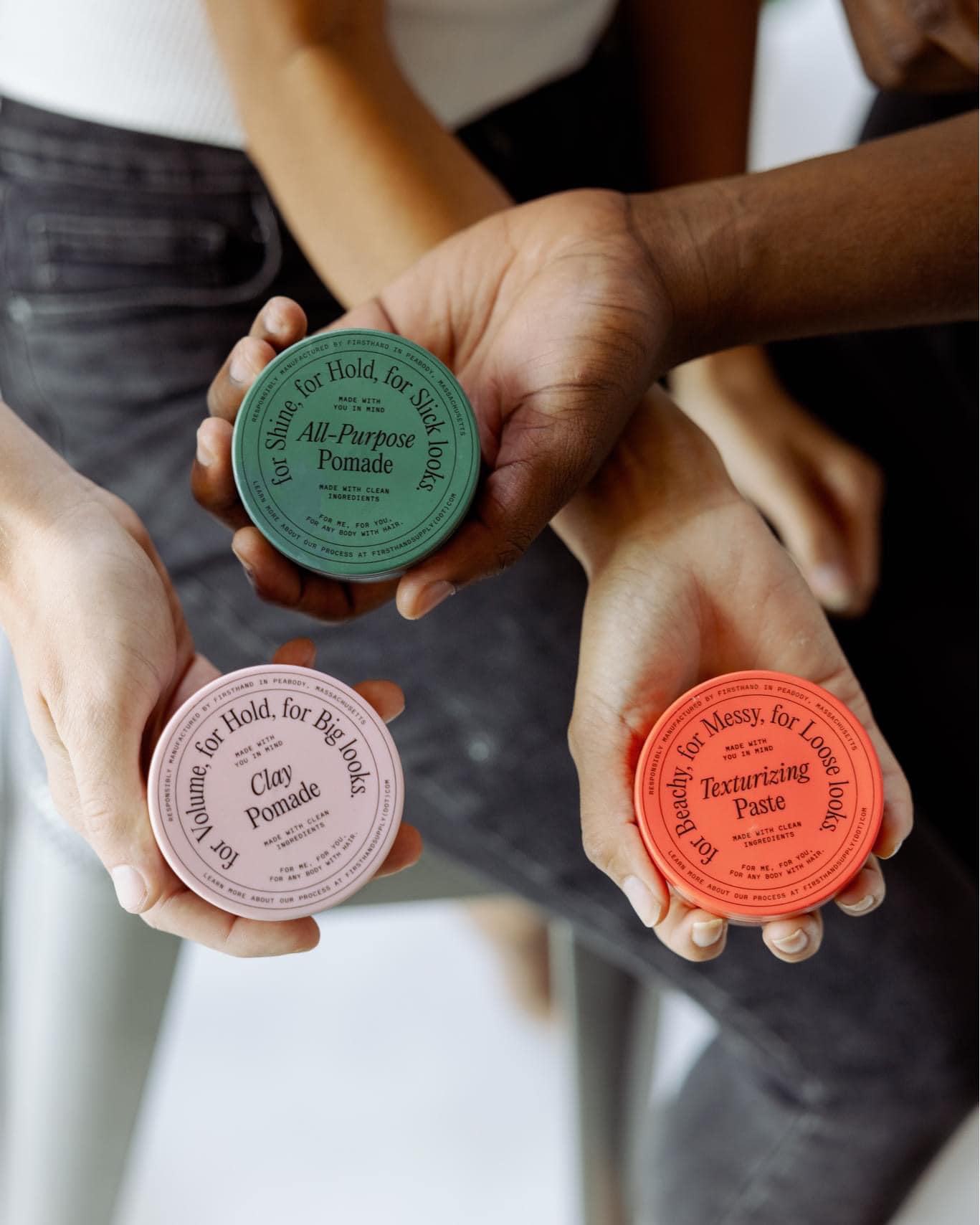 Sáp Vuốt Tóc FirstHand Clay Pomade 88ml