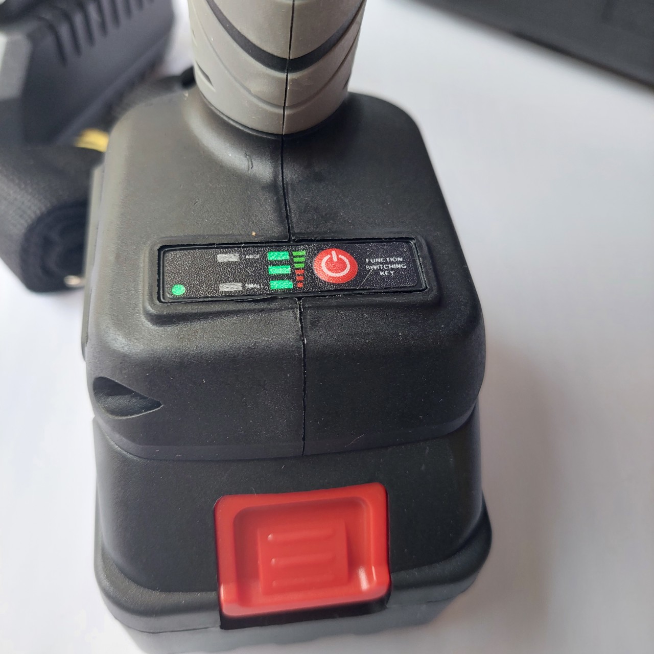 [HÀNG HOT] Siết Bulong Hitachi Không Chổi Than 198v