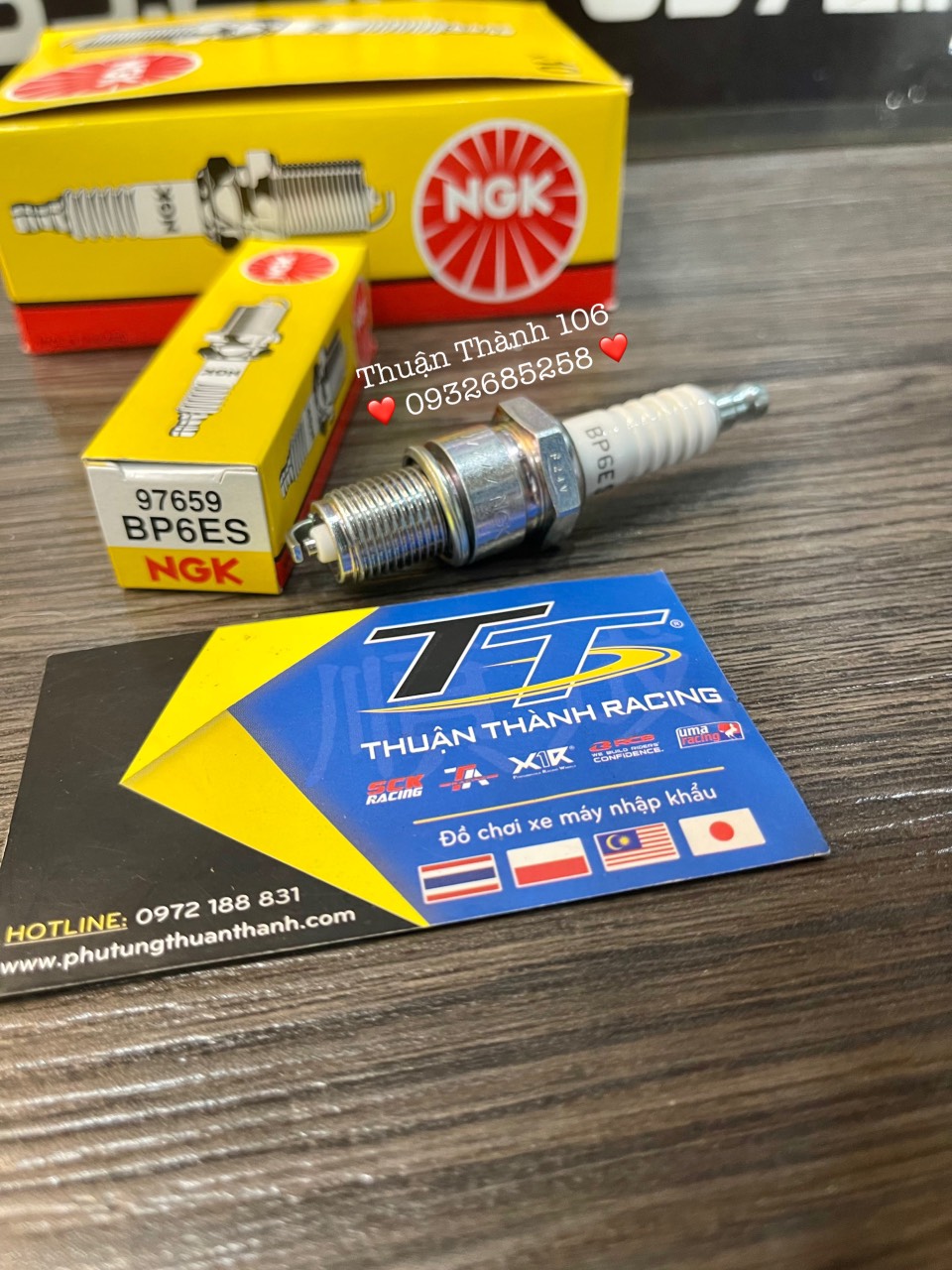 Bugi sport 2 Thì NGK - BP6ES ( Sport / Yaz / Satria )