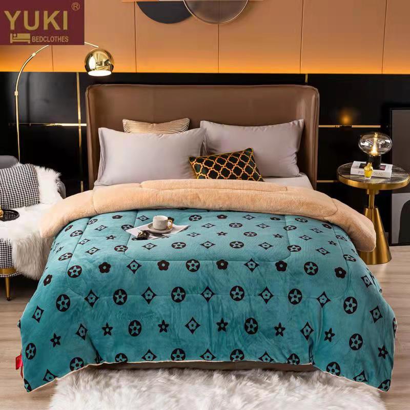 Chăn Lông Cừu Yuki Hoa
