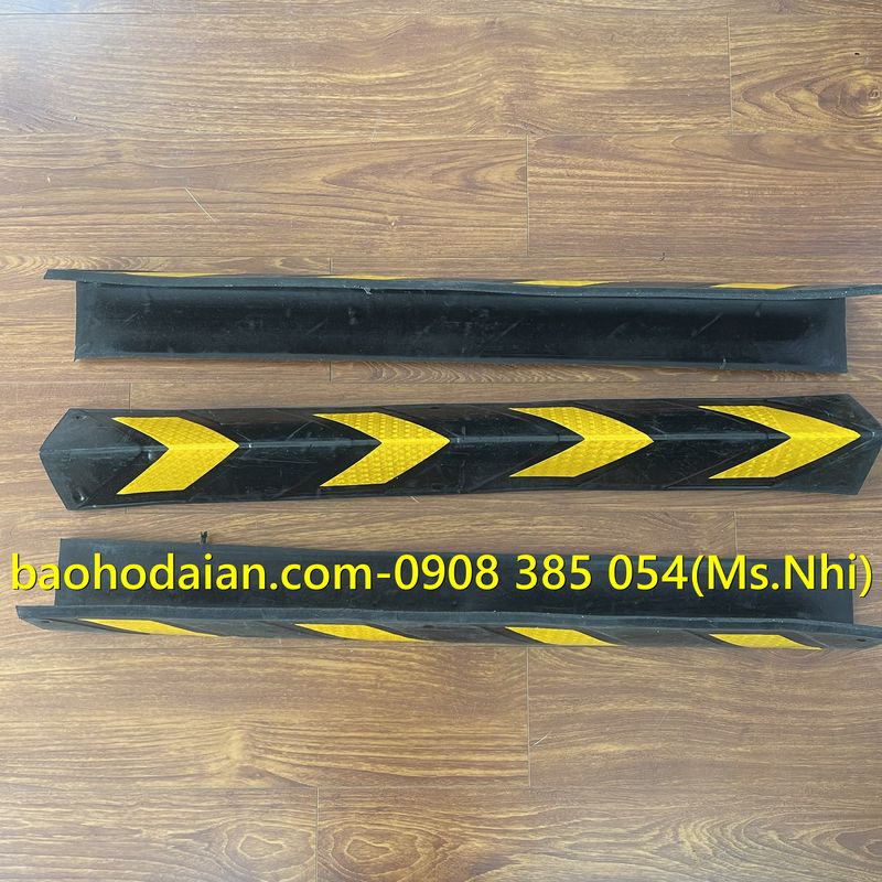 Cao su ốp cột phản quang 8x100x800mm