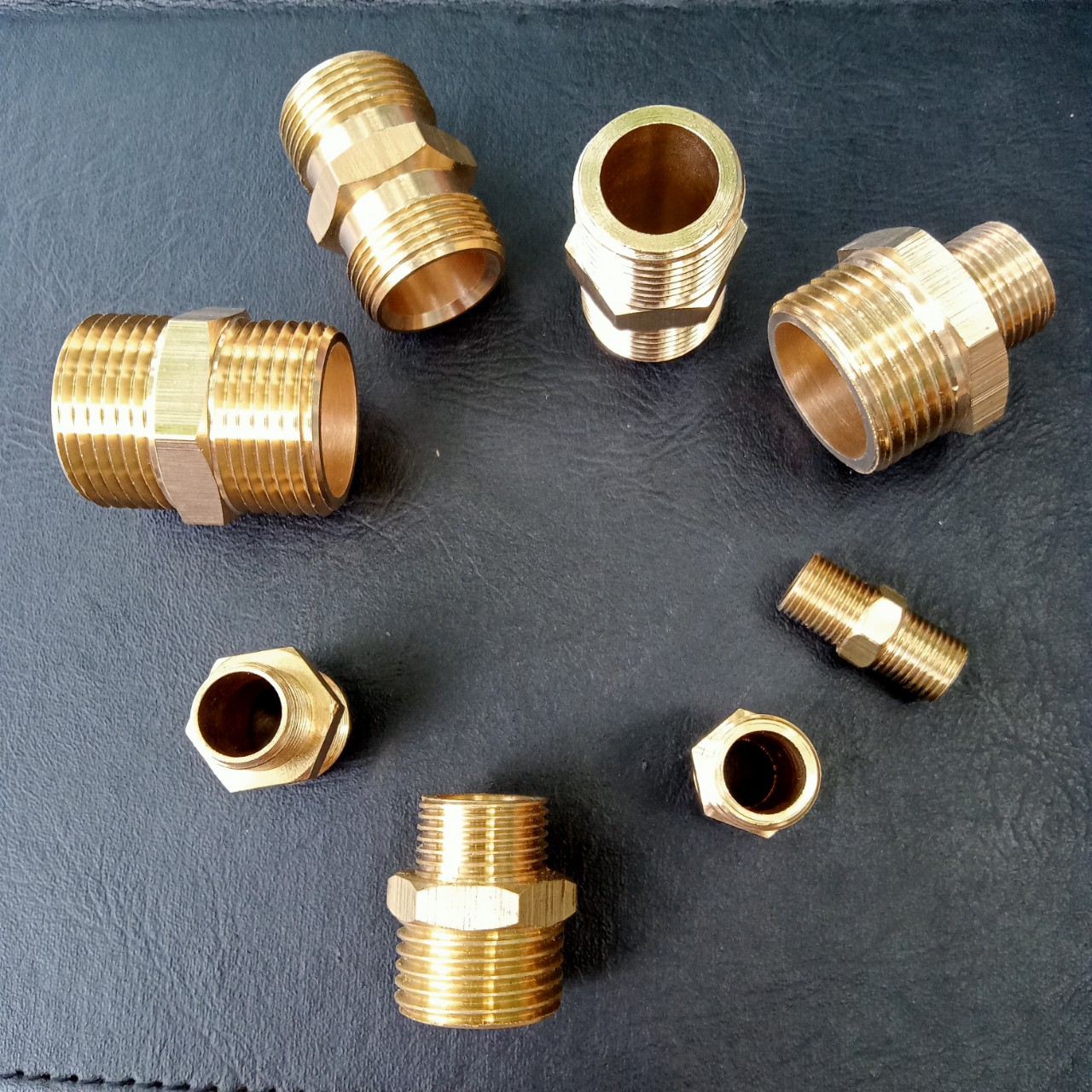5 cái; Kép đồng thau, đầu nối ren ngoài