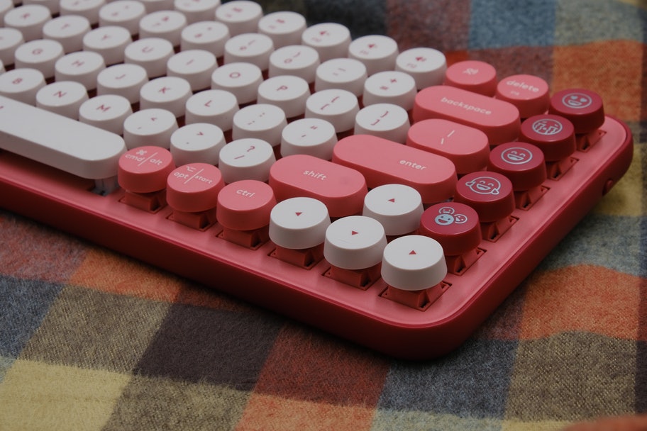 Bàn phím Logitech POP Keys